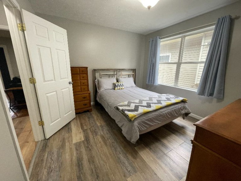 2 Bedroom for rent 10 minutes to 10 minutes to IU Health