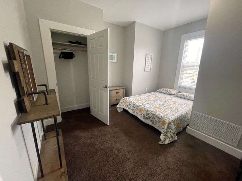 Indianapolis furnished apartments for rent in Fountain Square