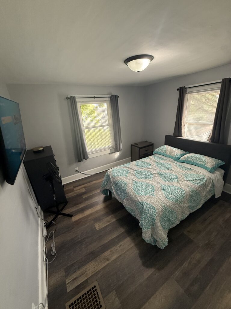 1230 North Kealing Ave