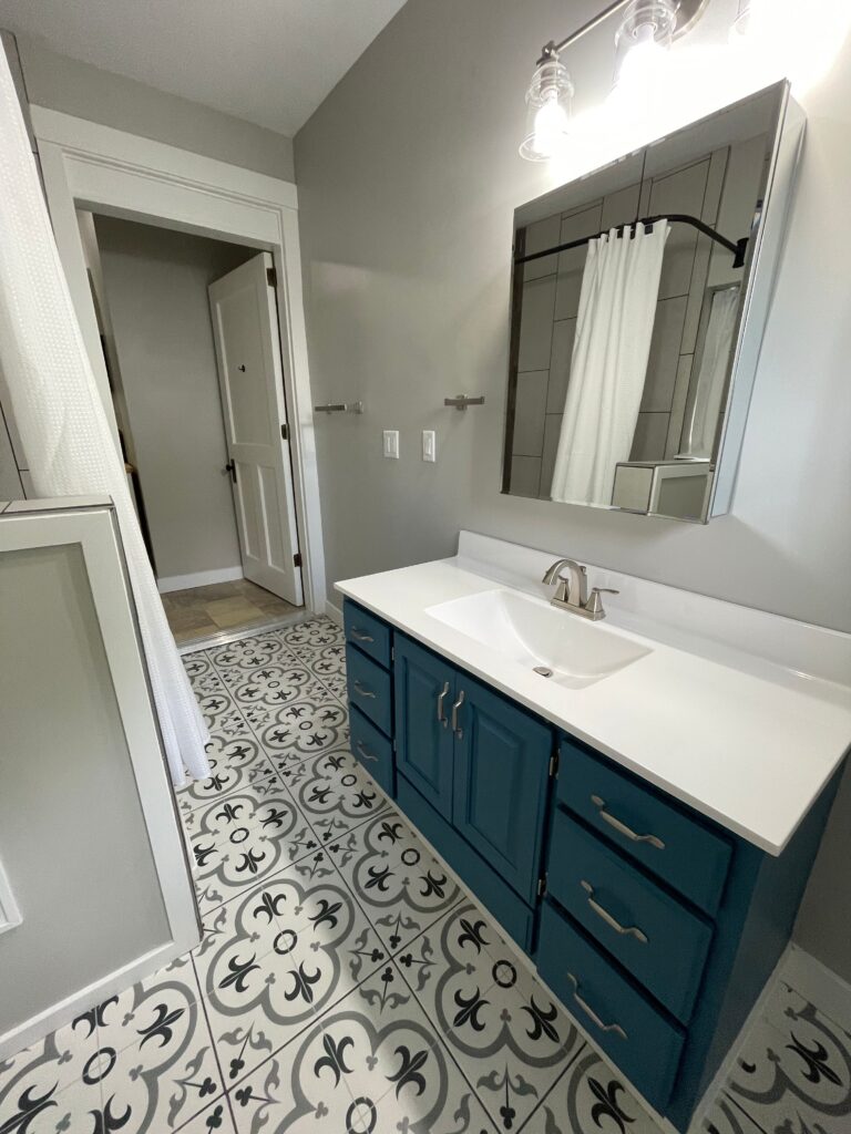 4522 E Washington Unit 1