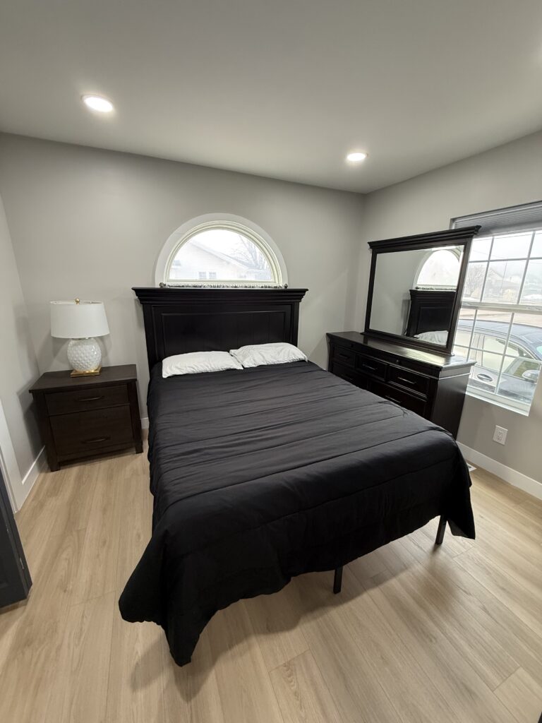 Bedroom 1b