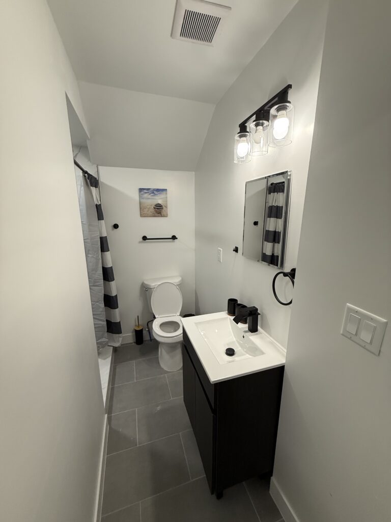 Bedroom 2
Apartment 1