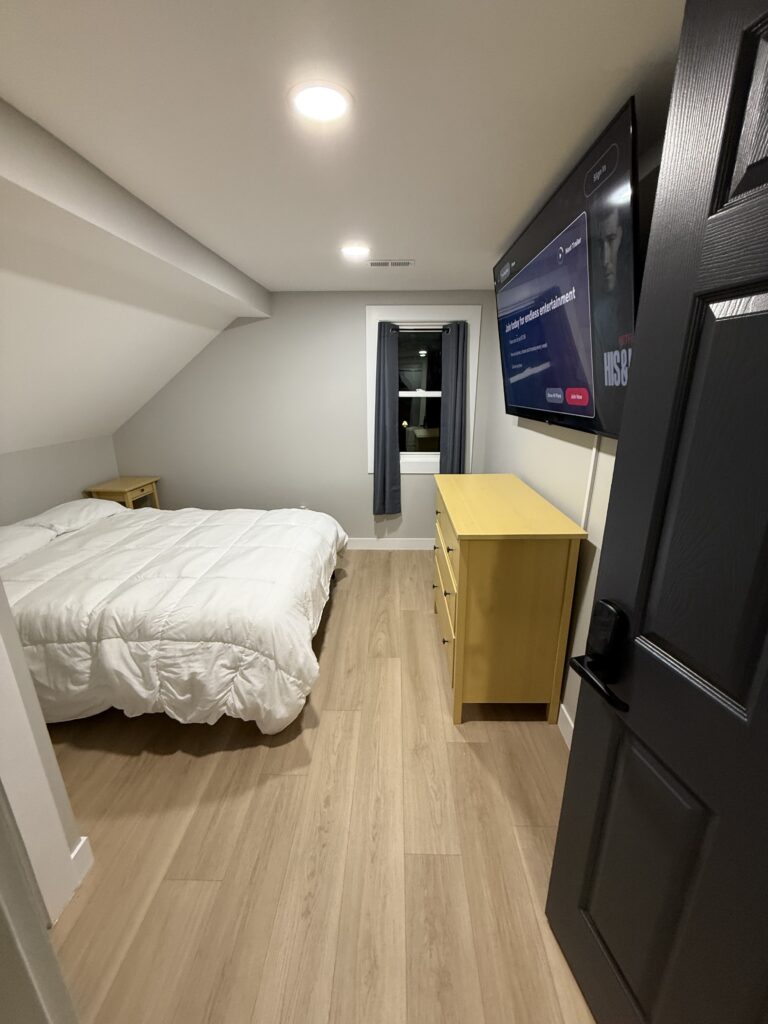 Bedroom 2 - Apartment 2