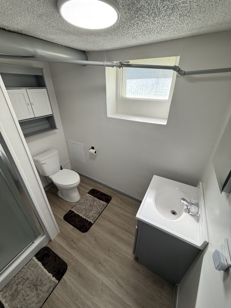 Bedroom 2 Toilet & bath - 805 Apartment