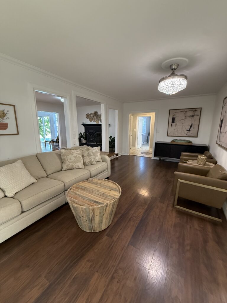 6447 Franklin Rd