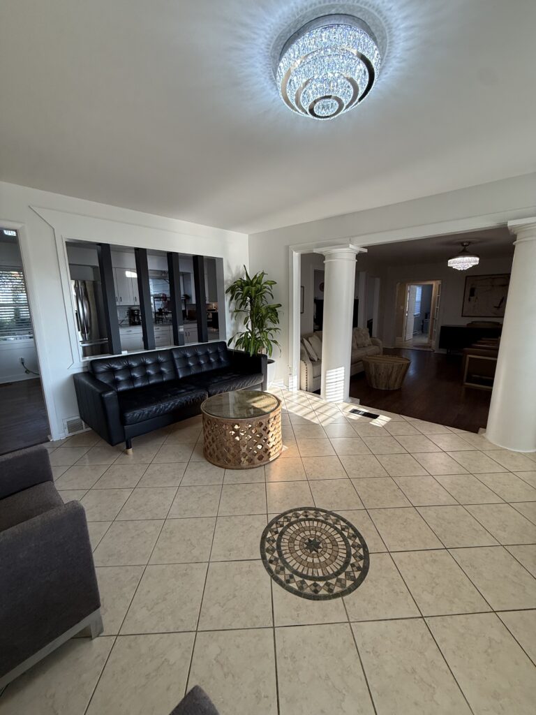 6447 Franklin Rd