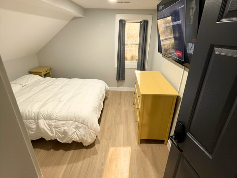 2327 Apt 2 Rm 2