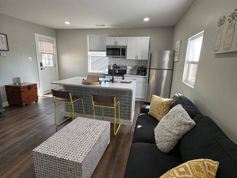 Furnished apartment for rent in Indianapolis